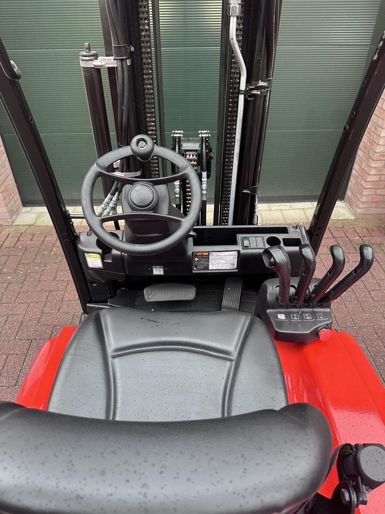 Hyster 1800kg bj 2018 triplo elektrische heftruck