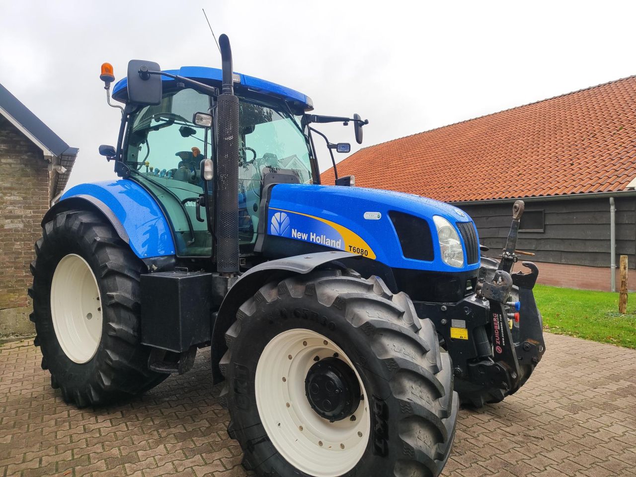 New Holland T 6080 Range Command