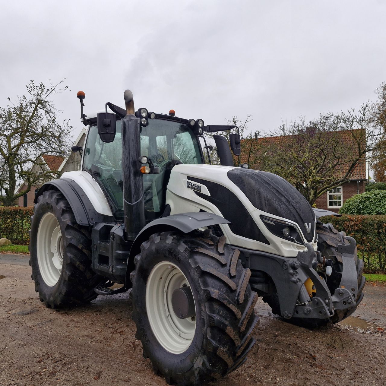 Valtra t214 direct