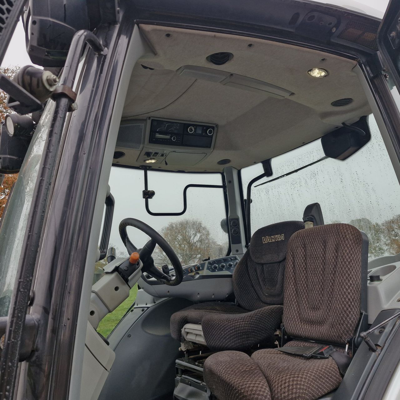 Valtra t214 direct