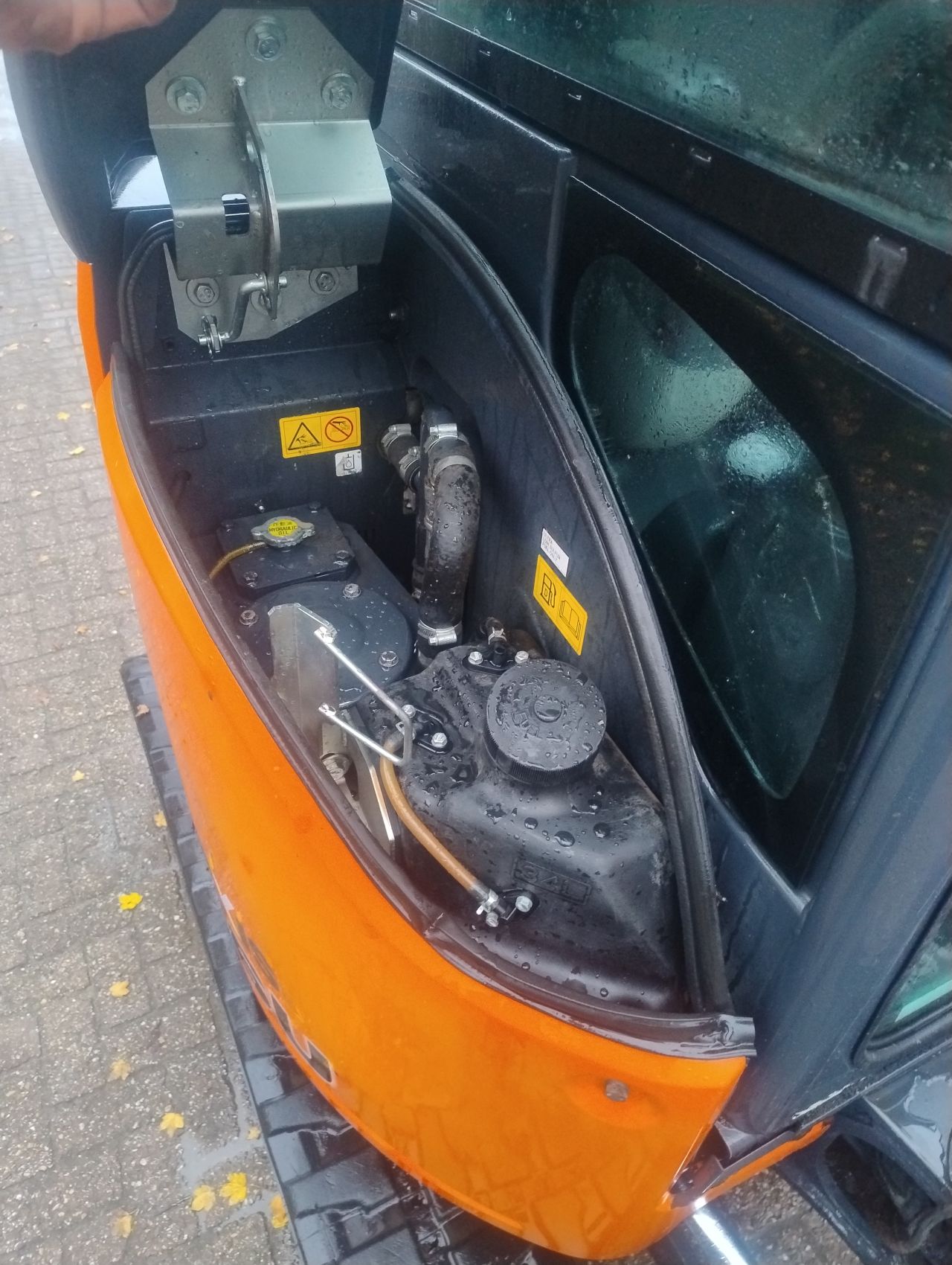 Hitachi zx26u 2018 minigraver