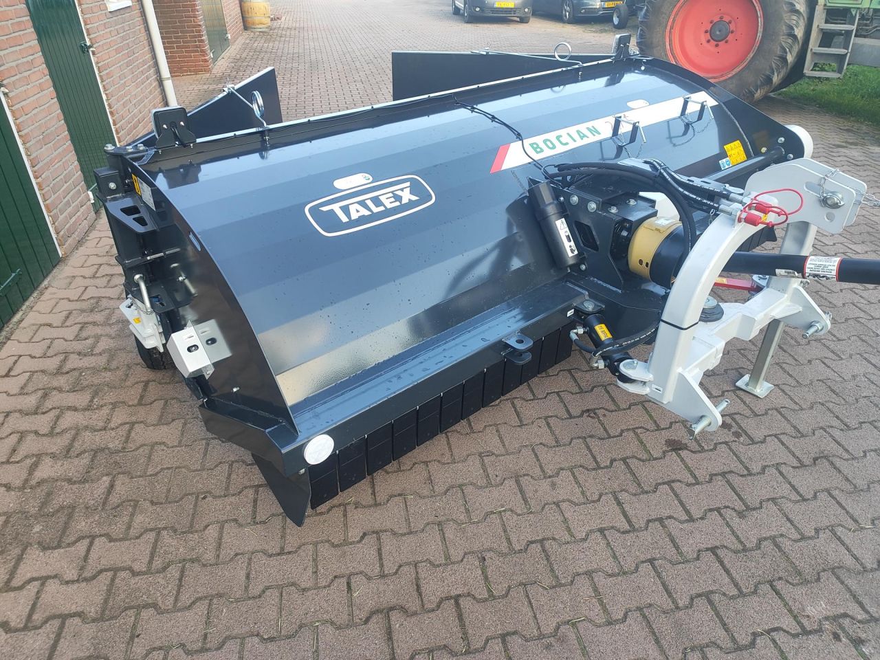 Nieuwe Talex Bocian 275 zwadkeerder