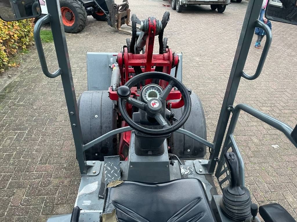 Weidemann 1280 cx35 shovel loader