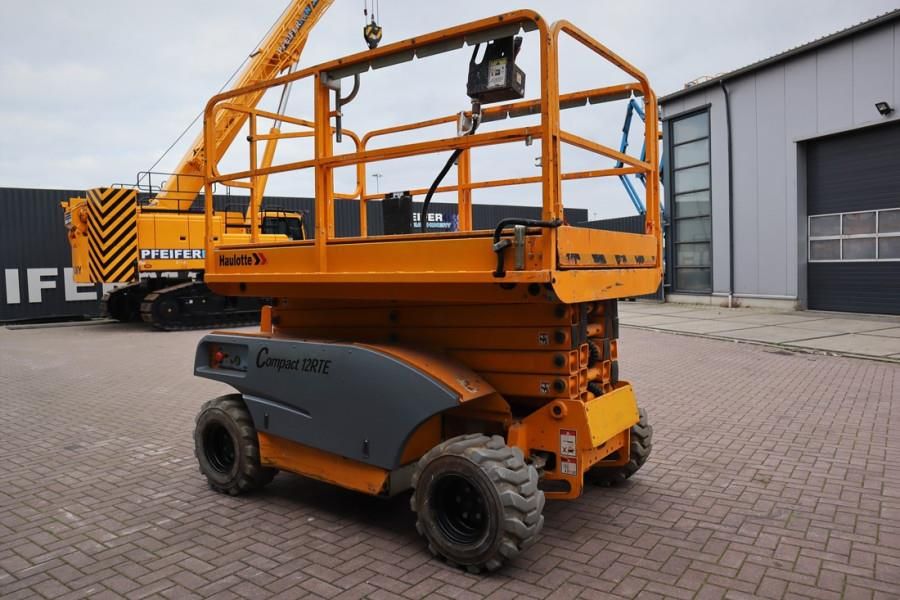 Haulotte Compact 12 RTE As-Is, Electric, 4x4 Drive, 12m Wor