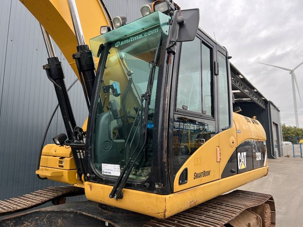 CAT 323D L