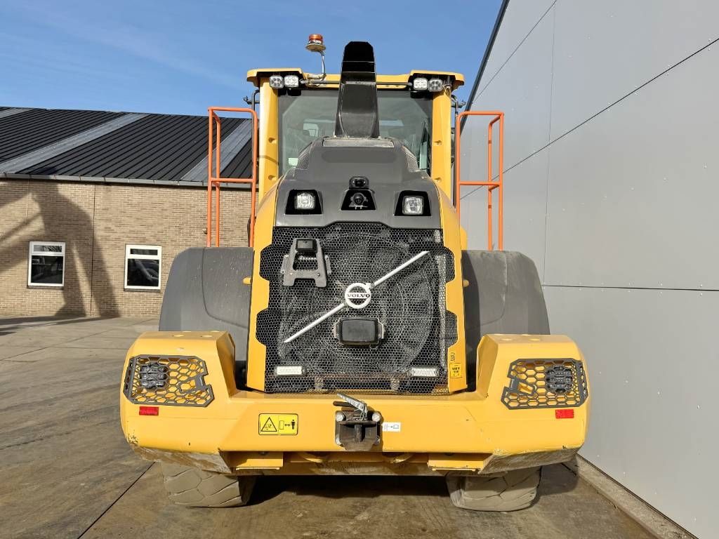 Volvo L70H - Weight System / 3rd Function