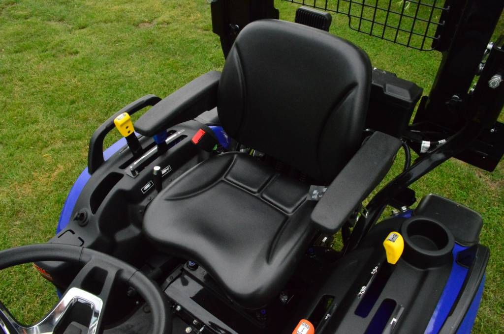 Farmtrac FT 26 HST Pro Compacttractor