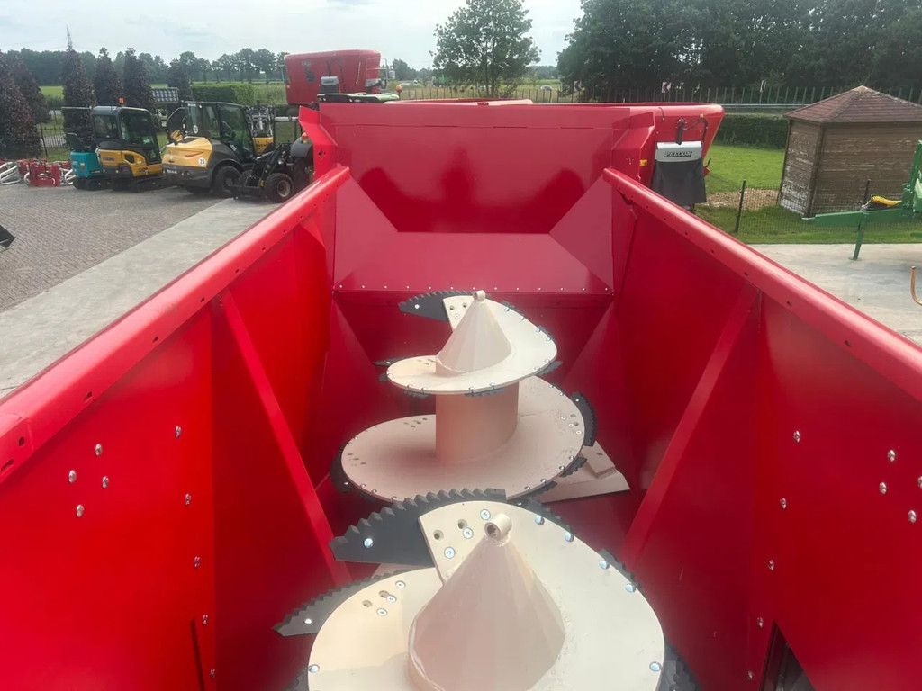 Peecon Biga 15-200 Scoop future