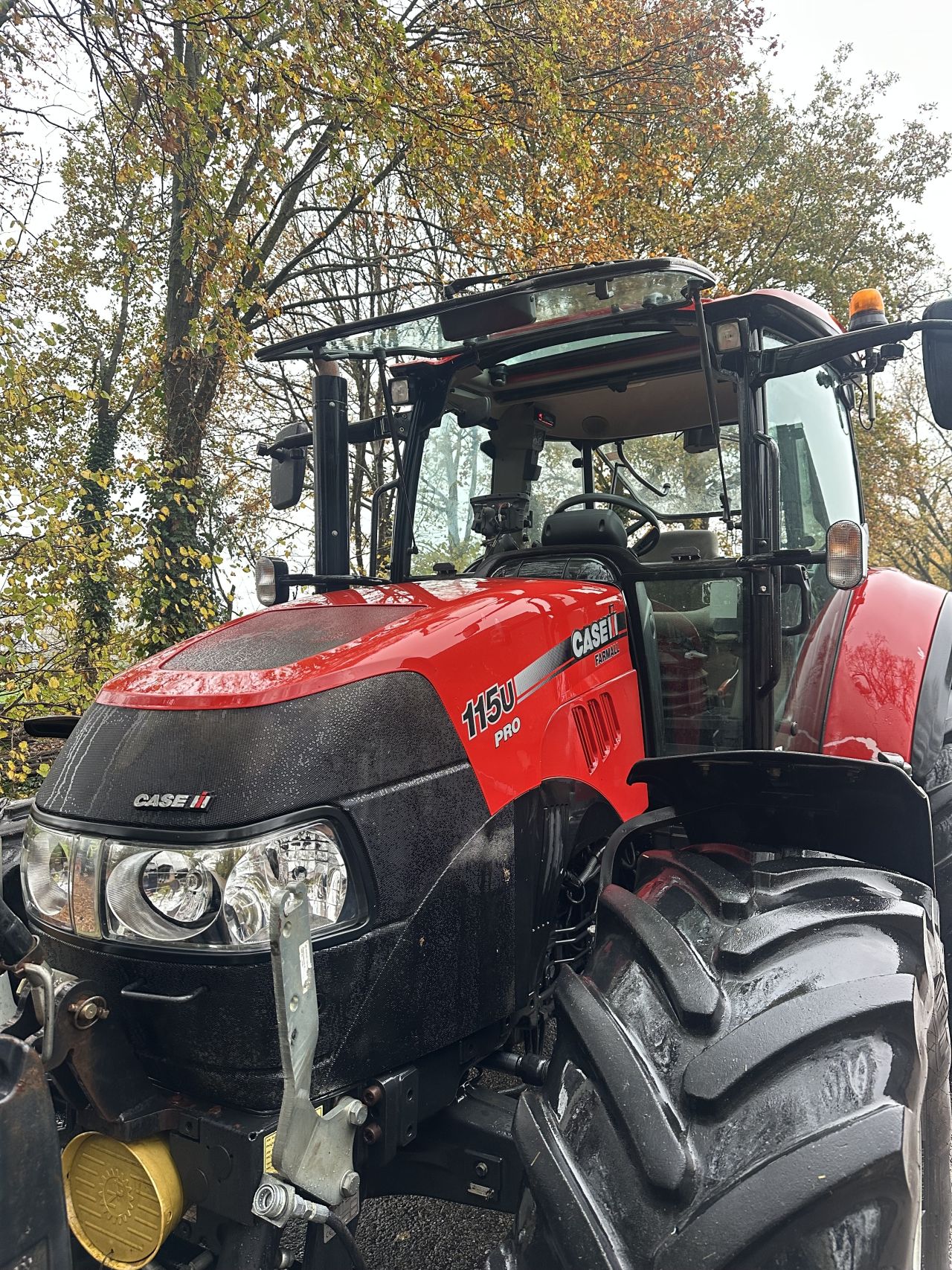 Case Farmall 115U PRO