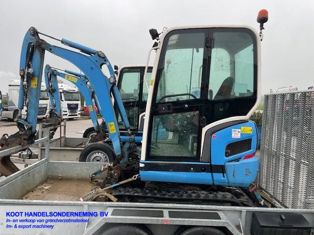 Kubota 2x Kubota kx 019-4 3 Buckets (Top)