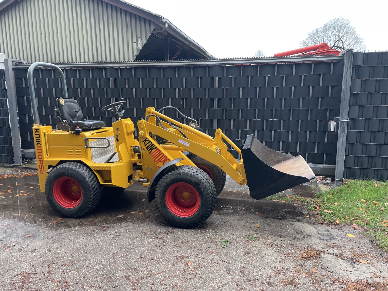Knikmops 130 mini shovel avant giant schaffer weidemann
