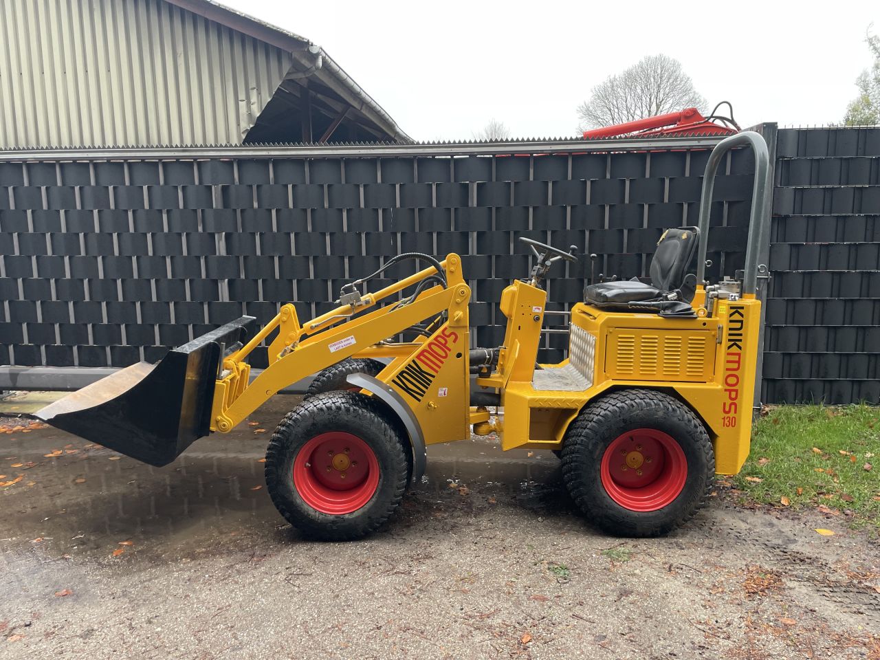 Knikmops 130 mini shovel avant giant schaffer weidemann