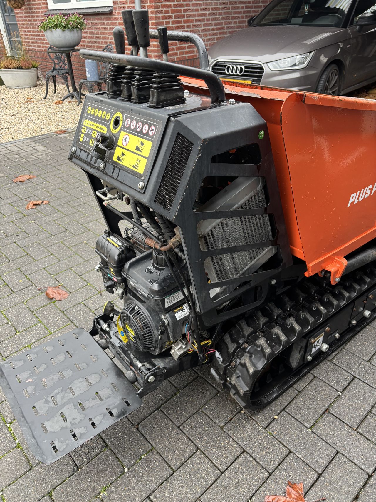 Rupsdumper Messersi Hinowa minishovel loader