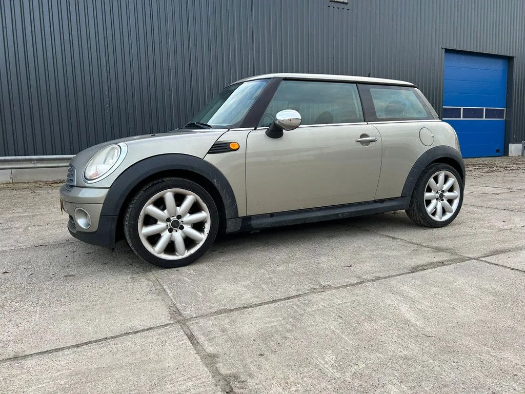 MINI Mini .
