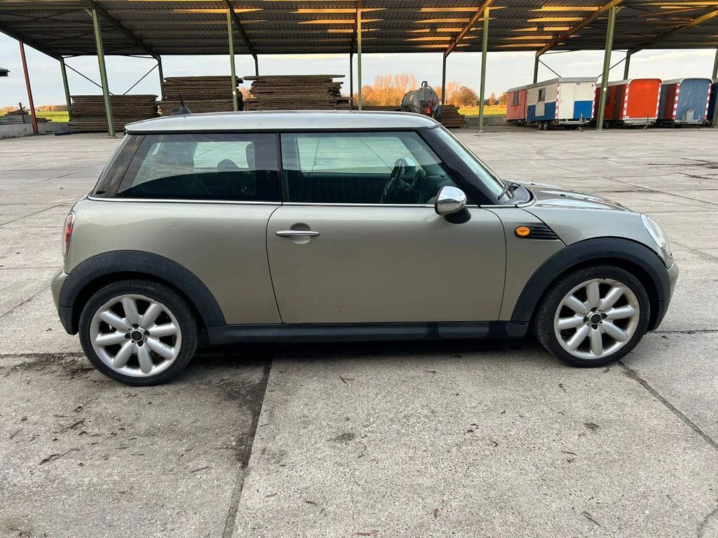 MINI Mini .