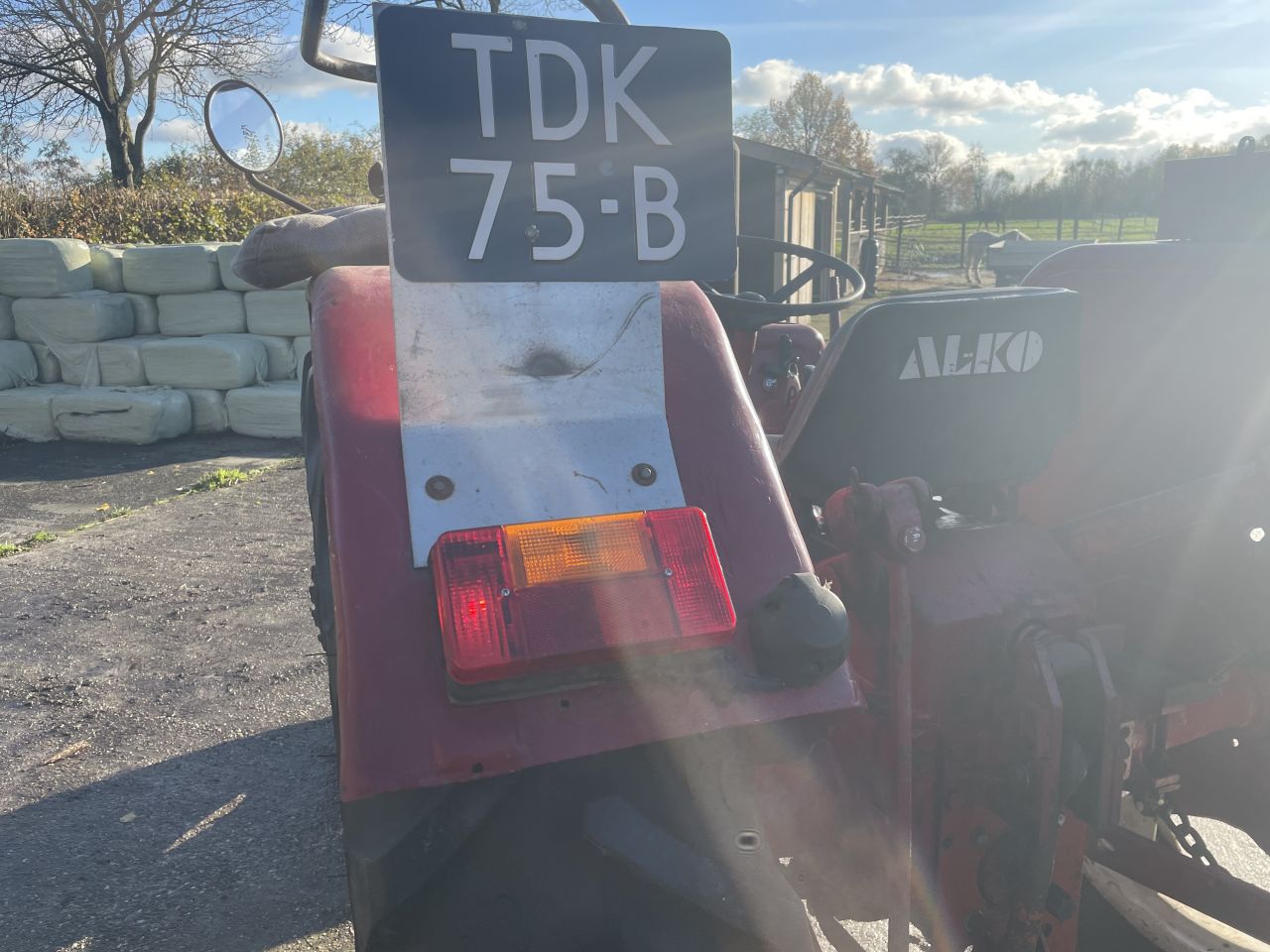 McCormick D439 met kenteken