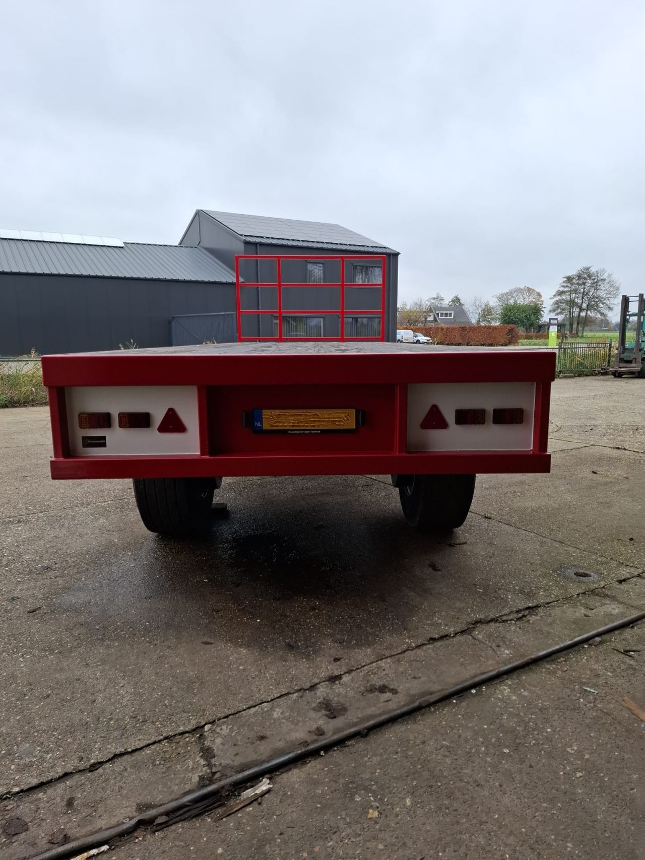 Volledig gereviseerde 16-tons landbouwwagen te koop aangeboden