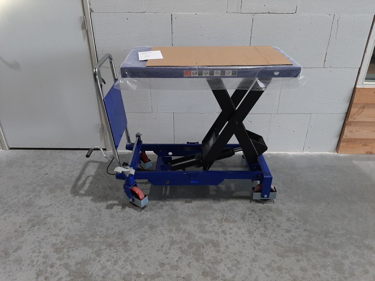 Verrijdbare heftafel 1000 kg 1015 x 510 mm 415-1000 mm hoog