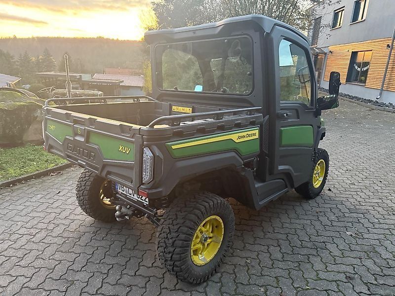 John Deere 875M