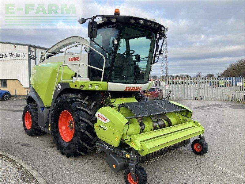 Claas JAGUAR 880 4WD