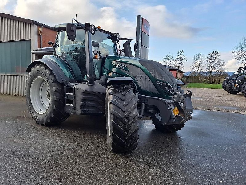 Valtra T234D