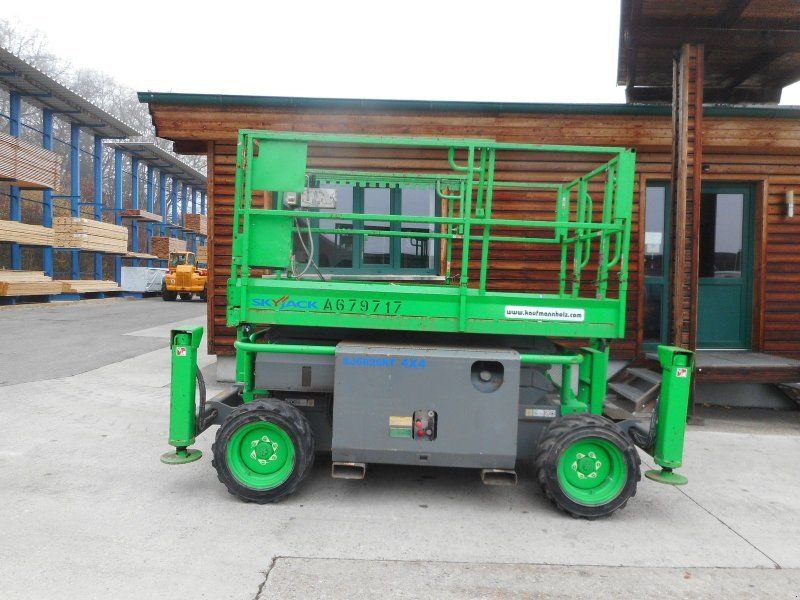 Skyjack SJ 6826RT Diesel Allrad Scherenbühne 10 Meter