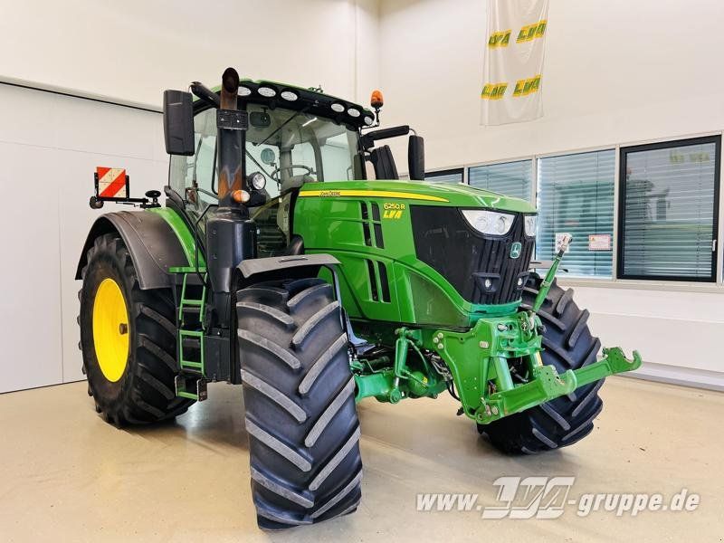 John Deere 6250R