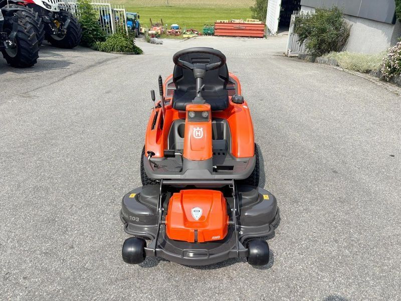 Husqvarna Rider R 216TC AWD Limited Edition