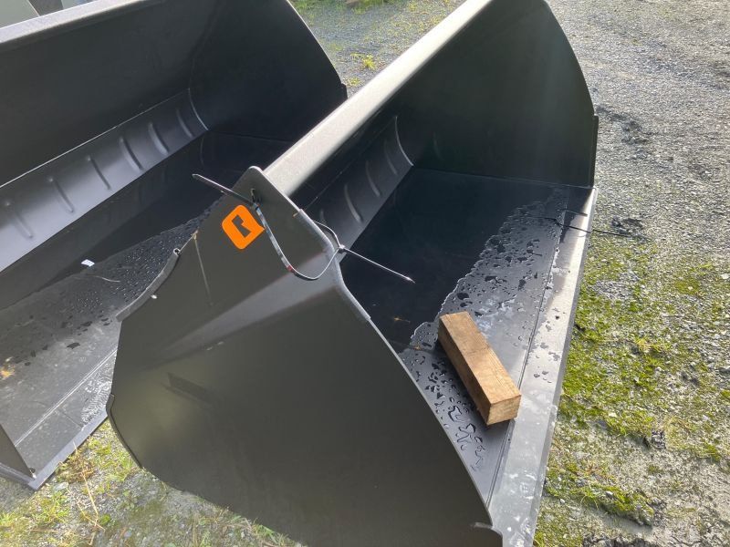 Alö 11255883Q VM 225 EURO