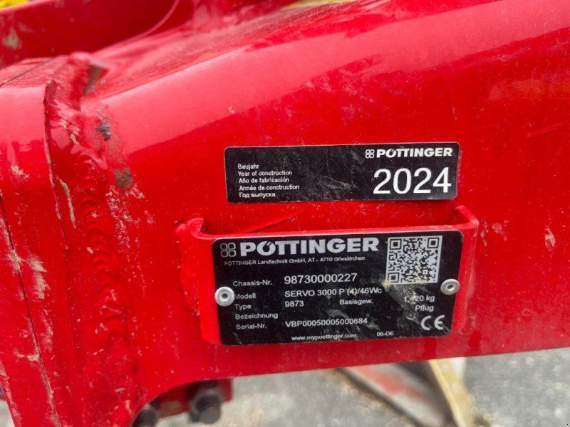 Pöttinger SERVO 3000 PLUS vierscharig Anbau Vorführpf