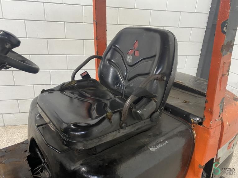 Forklifts Diesel Mitsubishi FD25 2003