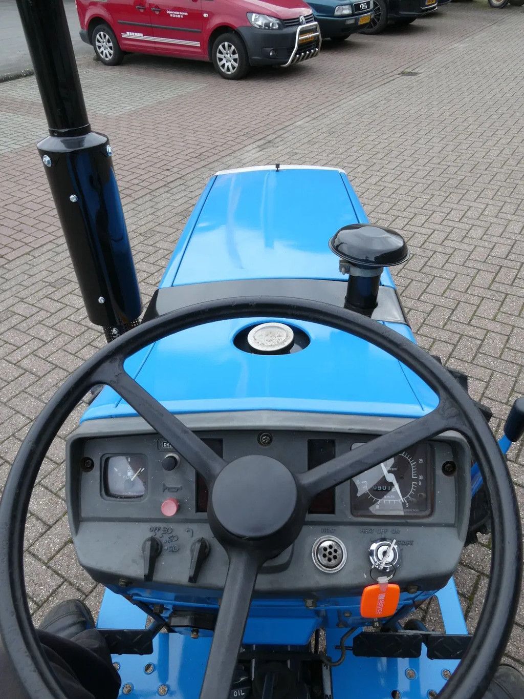 Mitsubishi MT2001 4wd / 0901 Draaiuren / 4 Cilinder