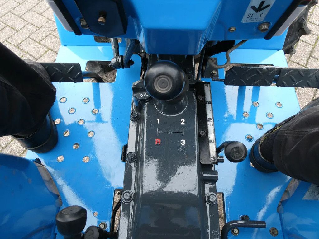 Mitsubishi MT2001 4wd / 0901 Draaiuren / 4 Cilinder