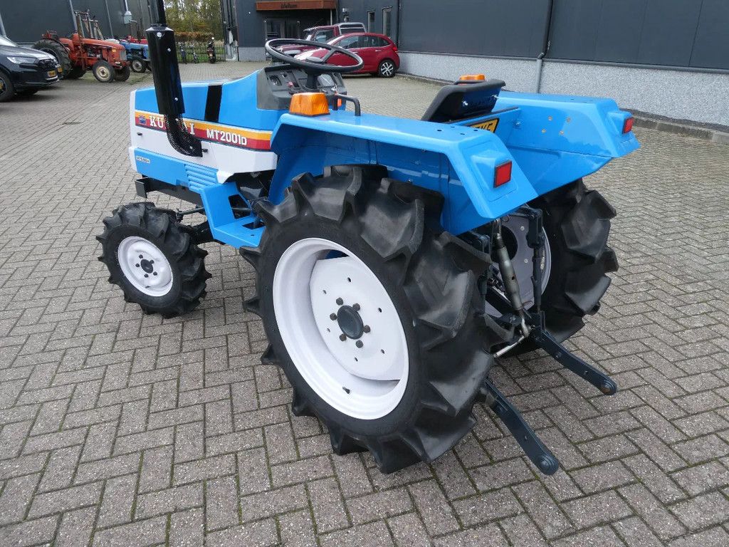 Mitsubishi MT2001 4wd / 0901 Draaiuren / 4 Cilinder