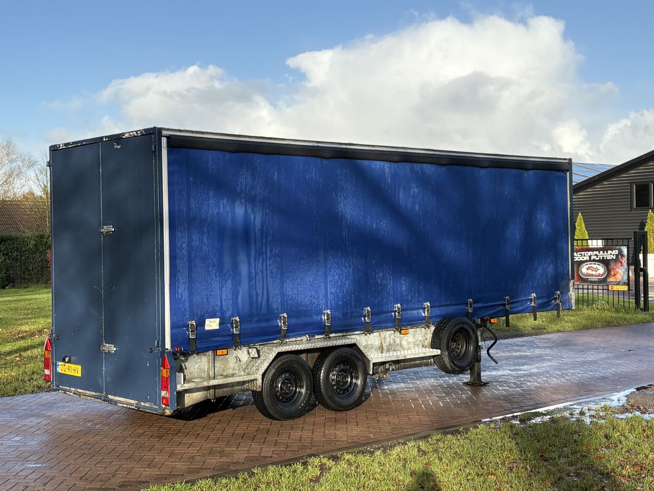 Be oplegger veldhuizen 5.6 ton kuip met schuifzeilen