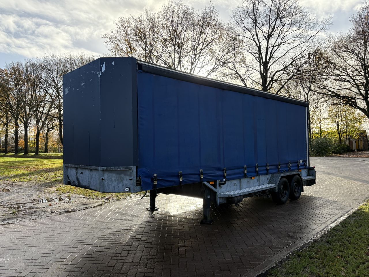 Be oplegger veldhuizen 5.6 ton kuip met schuifzeilen