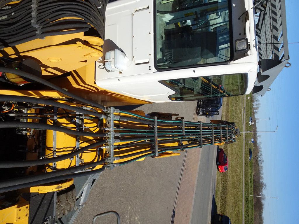 Liebherr A934CHD