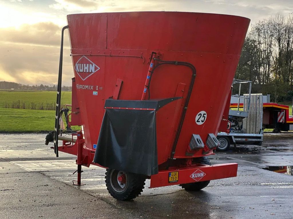 Kuhn EuroMix I Eurom170 12 m3 mengwagen