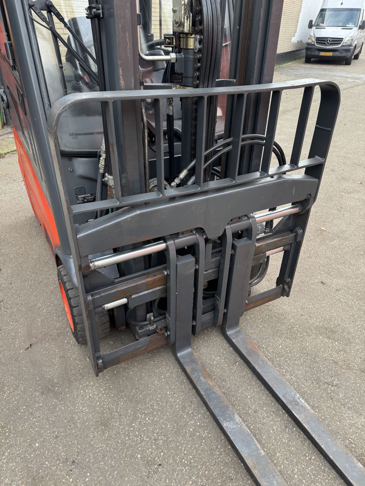 Linde E16-01 (2011) vorkenversteller freelift