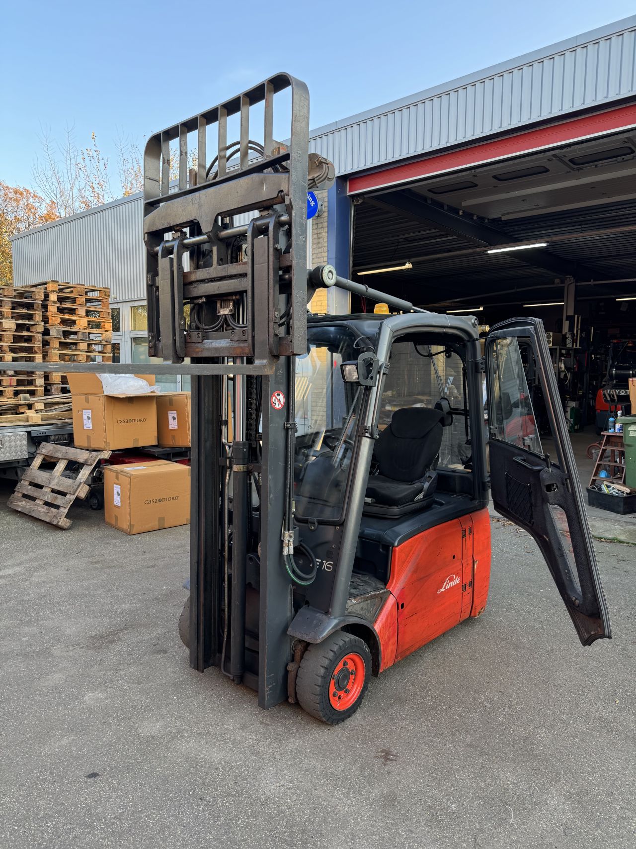 Linde E16-01 (2011) vorkenversteller freelift