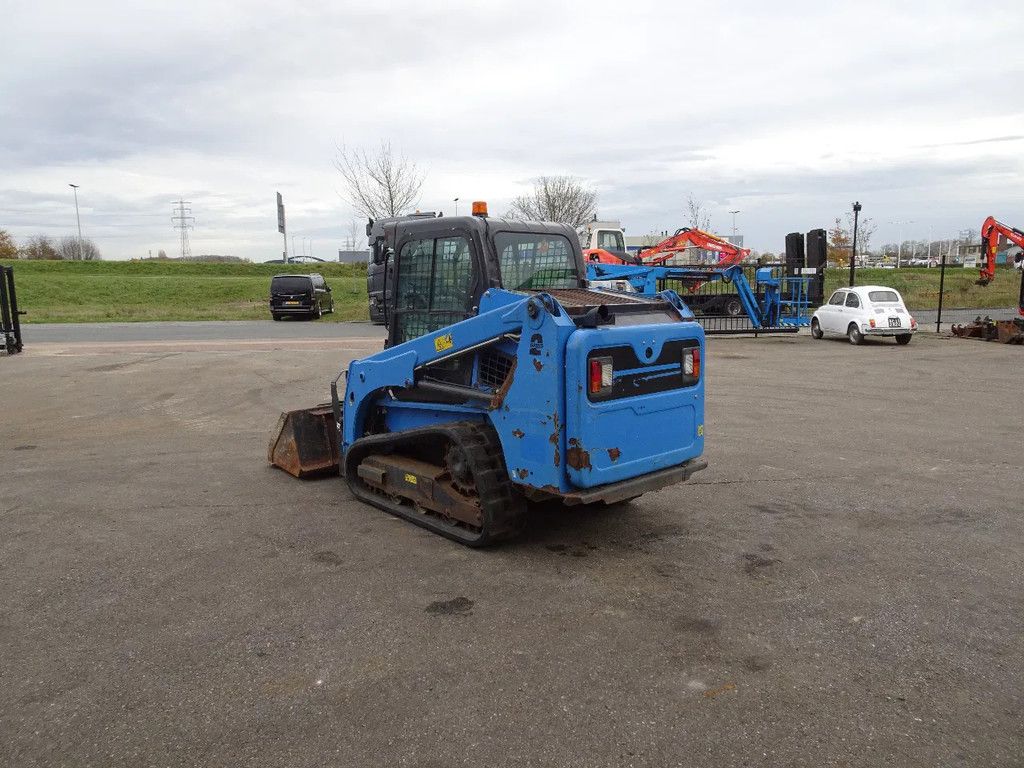Bobcat T450