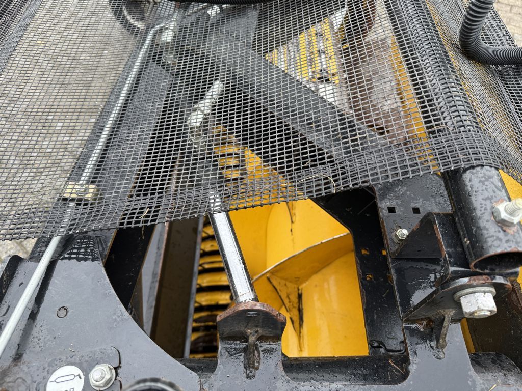 New Holland 300FPE Gras Pickup