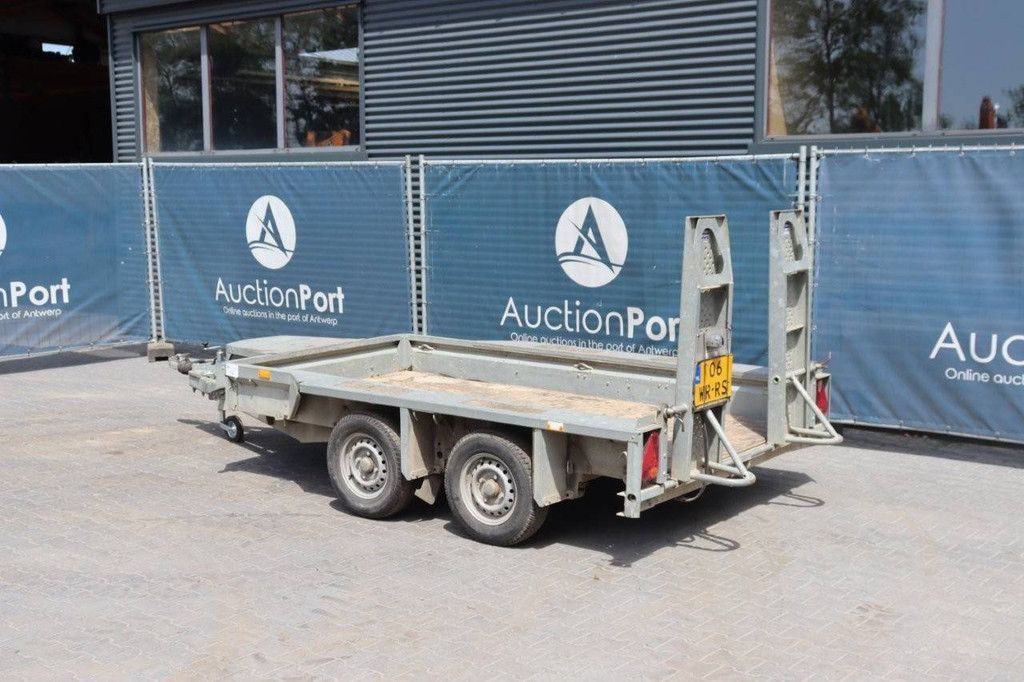 Car transporter trailer Ifor Williams GX 2017