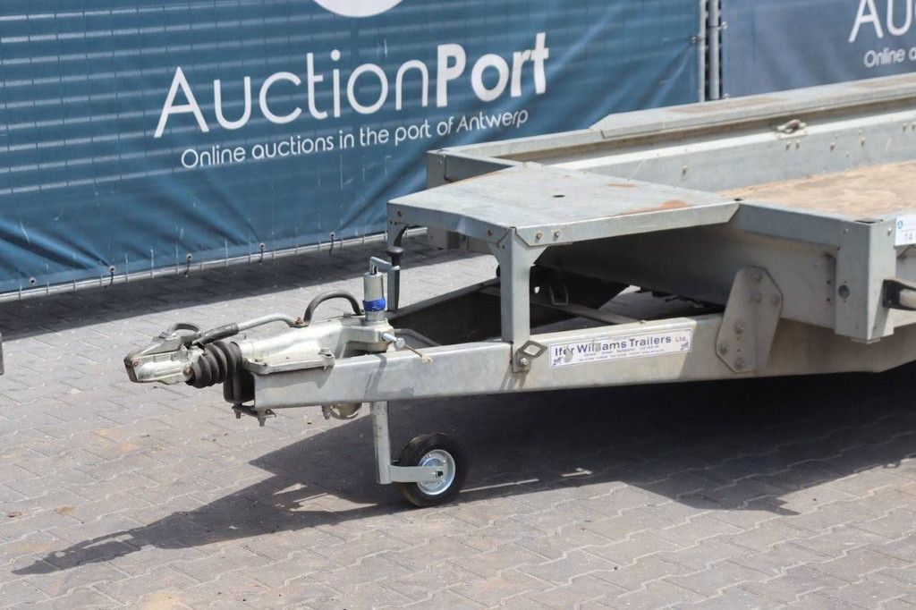 Car transporter trailer Ifor Williams GX 2017