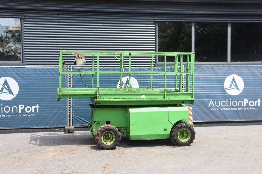 Scissor Lift Genie GS-2668 IC Diesel 2000