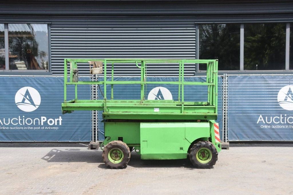 Scissor Lift Genie GS-2668 IC Diesel 2000
