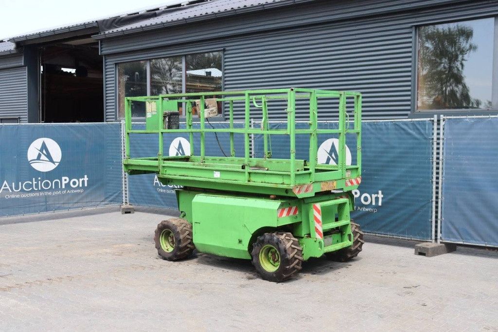 Scissor Lift Genie GS-2668 IC Diesel 2000