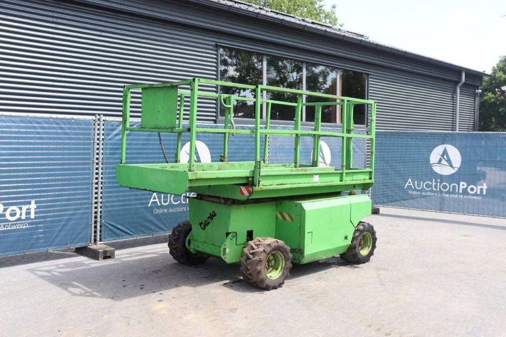Scissor Lift Genie GS-2668 IC Diesel 2000