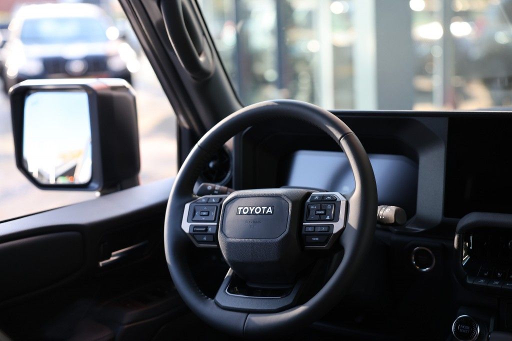 Toyota Landcruiser 250 2.8 D-4D 5DRS ELEGANCE A/T VAN B-STYL BPM VRIJ