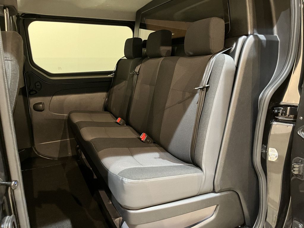 Renault Trafic 2.0 dCi 150 PK L2H1 DC Dubbel Cabine Automaat Work Edition / Euro 6 / Airco / Cruise Control / CarPlay / Trekhaak / LMV / PDC / 45.600 KM !!